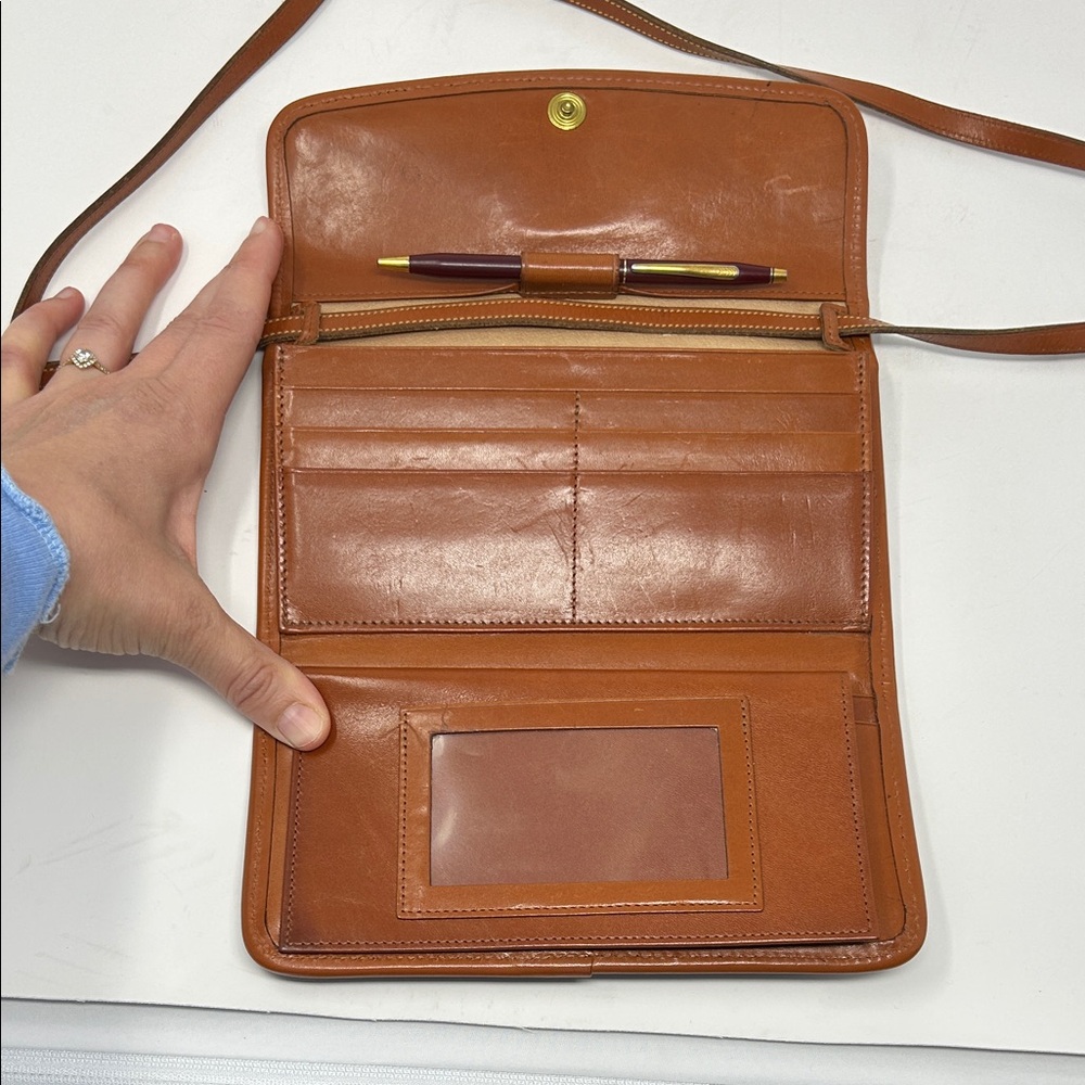 Vintage Dooney  Bourke Crossbody Checkbook Wallet Purse Black Brown Leather 0063 - Picture 6 of 8